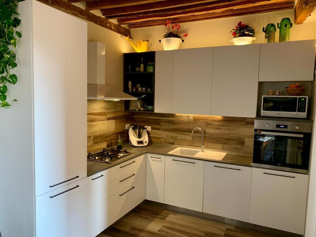 Casina Il Nido Di Lucca Apartman Kültér fotó